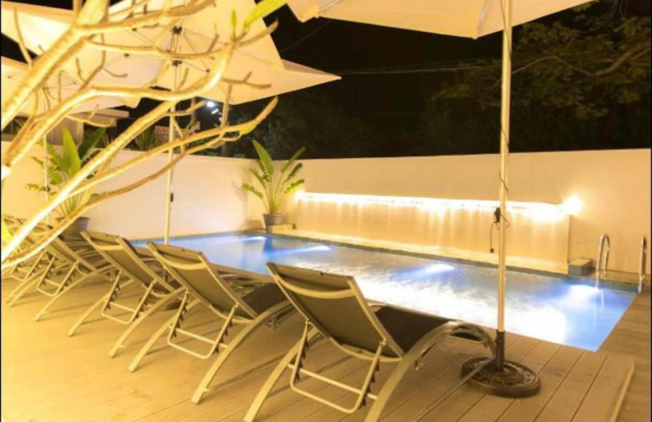 Luxury Modern 2-Bed Apartment Pereybere Grand Bay Buitenkant foto
