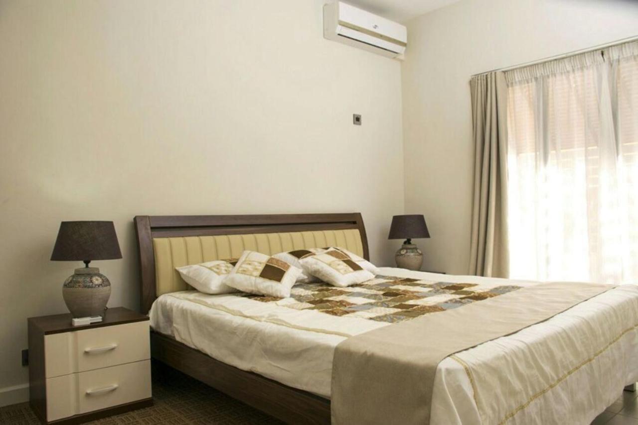 Luxury Modern 2-Bed Apartment Pereybere Grand Bay Buitenkant foto